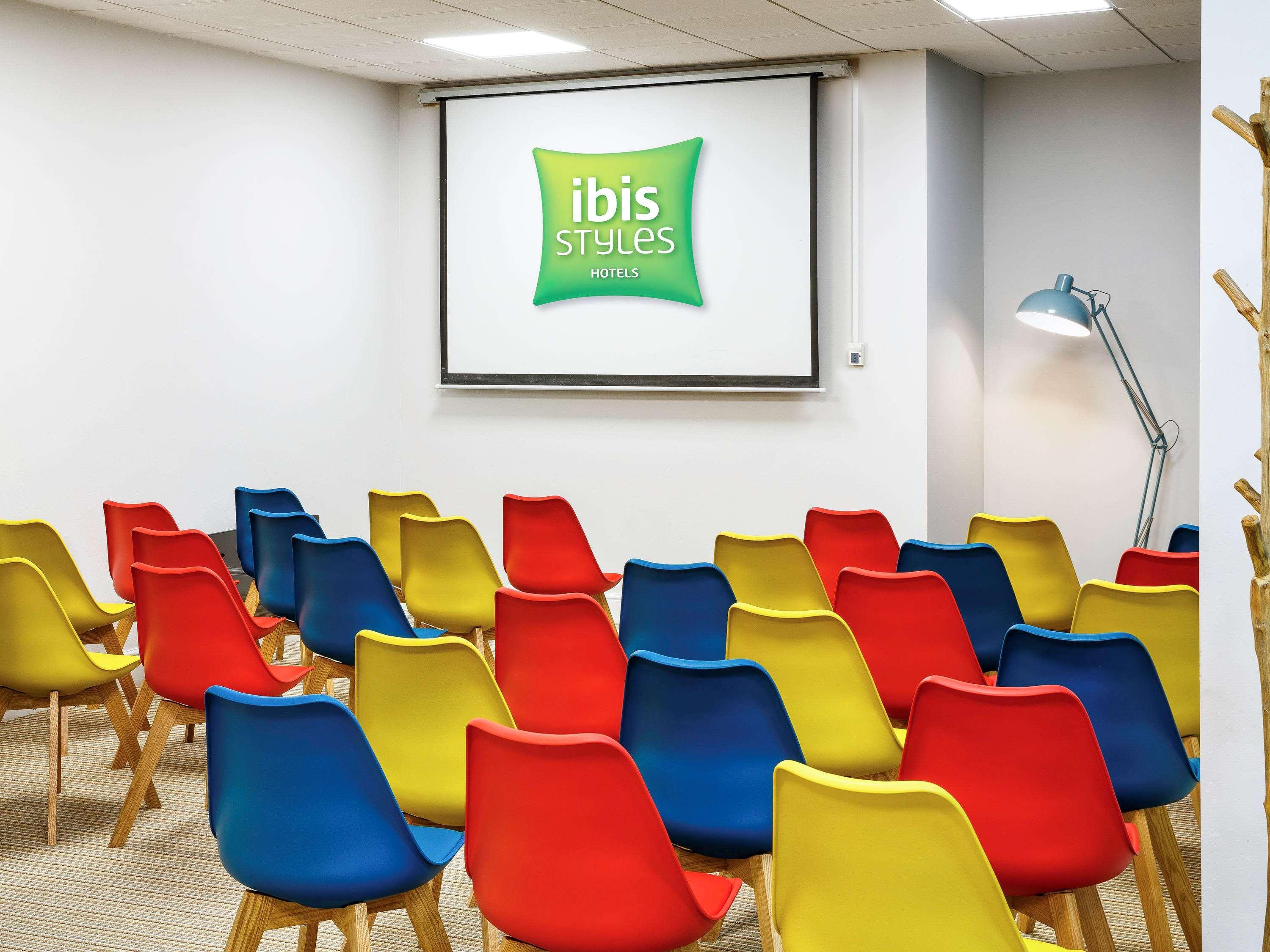 Hotel Ibis Styles Birmingham Oldbury Oldbury  Exterior foto